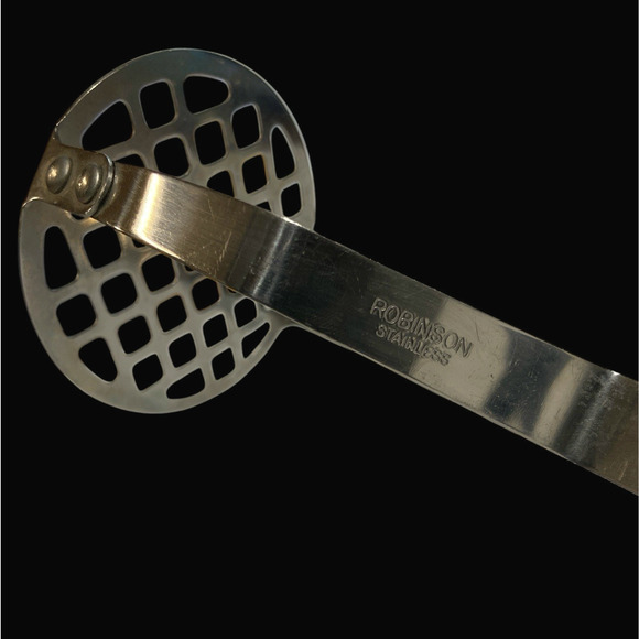 Robinson Stainless Steel Potato Masher Wood Handle Grid Head - Picture 3 of 6